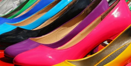 Sapato colorido: aprenda como usar